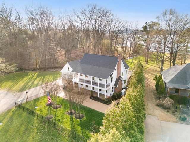 3863 Saundersville Ferry Rd, Mount Juliet, TN 37122