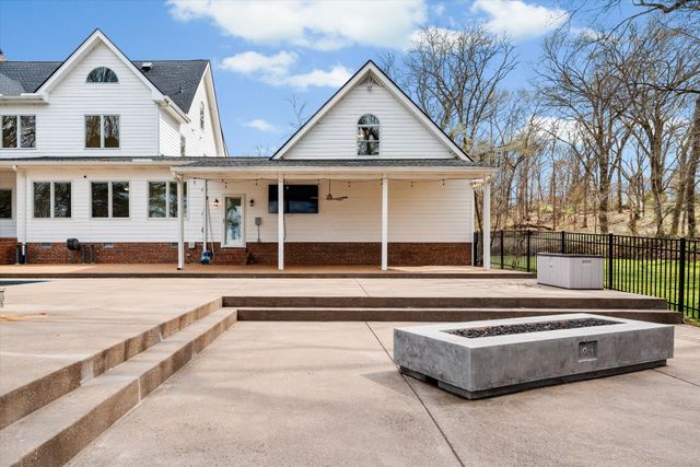 3863 Saundersville Ferry Rd, Mount Juliet, TN 37122