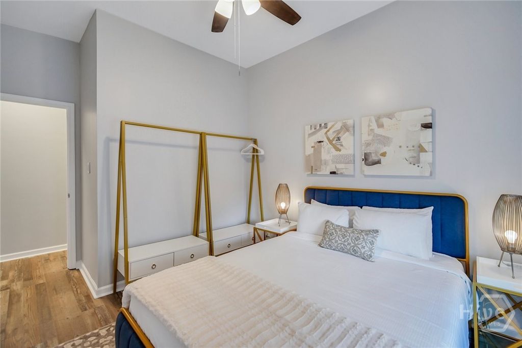 Image 7 of property listing at 321 W 31st Street 1, Savannah, GA 31401