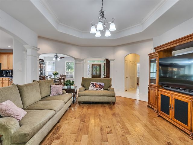 9058 Amelia Drive, Anderson, TX 77830