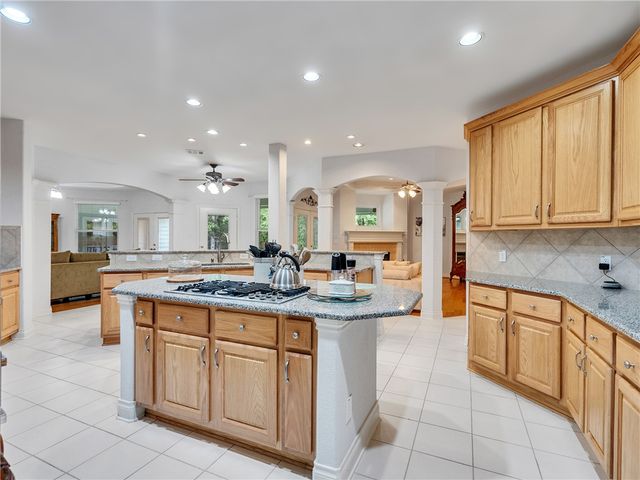 9058 Amelia Drive, Anderson, TX 77830