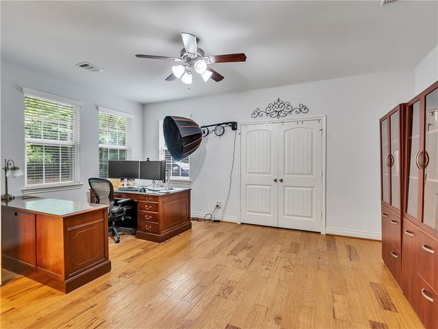 9058 Amelia Drive, Anderson, TX 77830