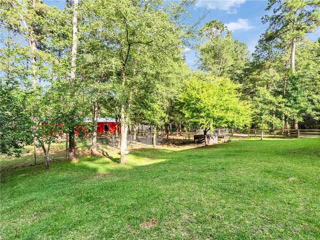9058 Amelia Drive, Anderson, TX 77830