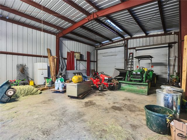 9058 Amelia Drive, Anderson, TX 77830