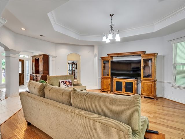 9058 Amelia Drive, Anderson, TX 77830