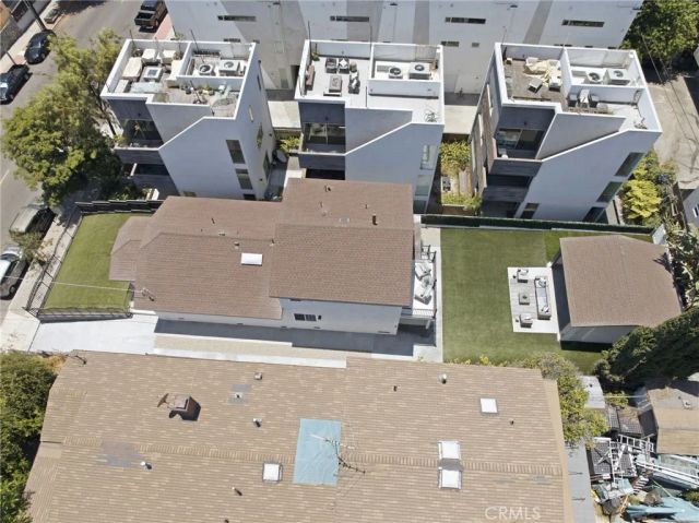 819 Rosemont, Los Angeles, CA 90026