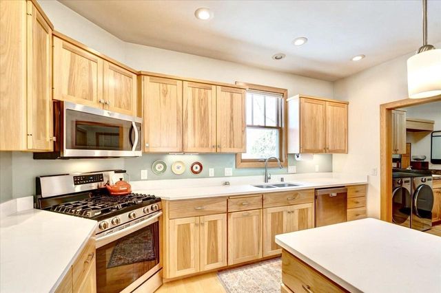 6754 Frank Lloyd Wright Avenue, Middleton, WI 53562