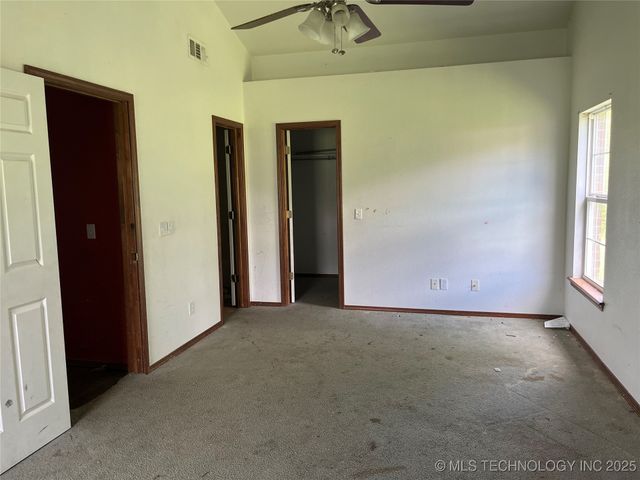 616 W Hickory Avenue, Fort Gibson, OK 74434