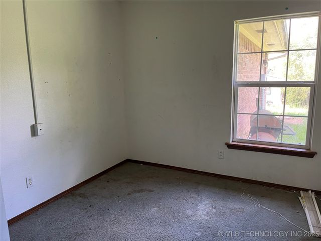 616 W Hickory Avenue, Fort Gibson, OK 74434