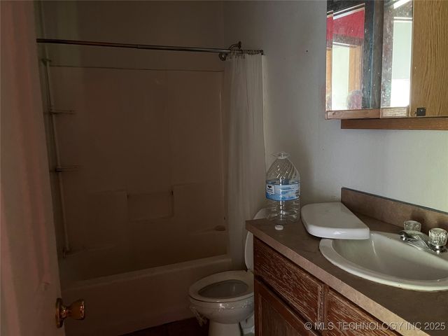 616 W Hickory Avenue, Fort Gibson, OK 74434