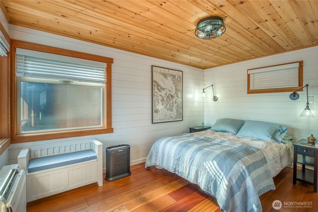 71 Olga Park Lane, Orcas Island, WA 98279