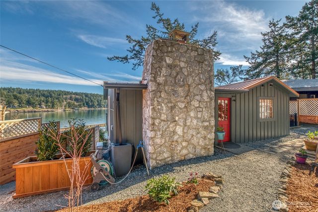 71 Olga Park Lane, Orcas Island, WA 98279