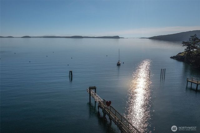 71 Olga Park Lane, Orcas Island, WA 98279