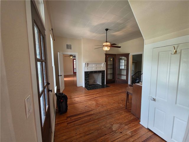 1715 Garland Avenue, Fayetteville, AR 72703