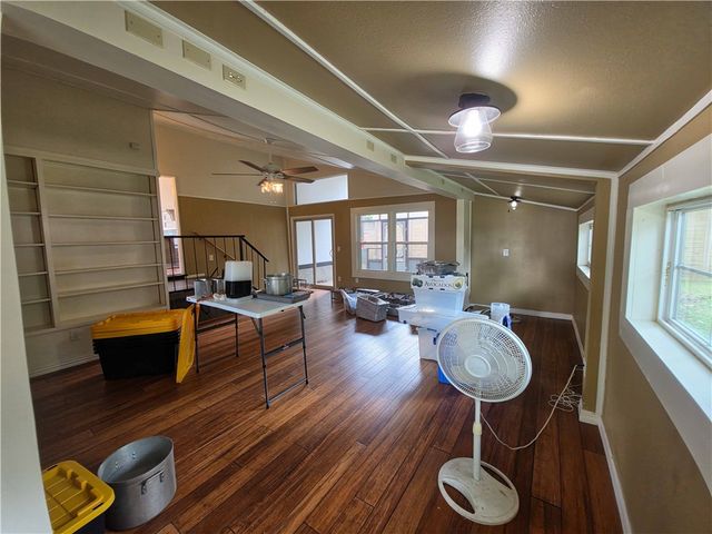 1715 Garland Avenue, Fayetteville, AR 72703