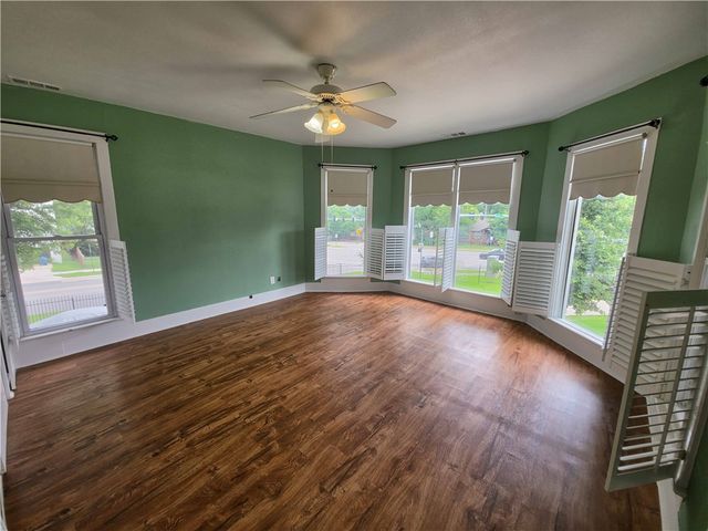 1715 Garland Avenue, Fayetteville, AR 72703