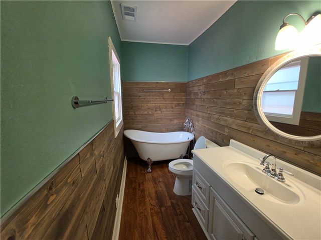 1715 Garland Avenue, Fayetteville, AR 72703