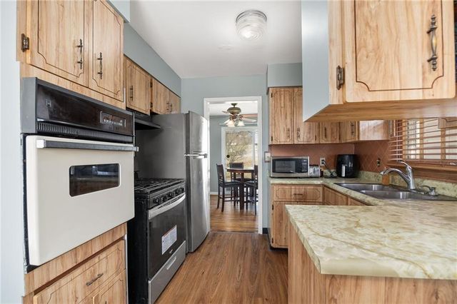 3321 Linda Lane, St Joseph, MO 64506