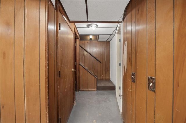 3321 Linda Lane, St Joseph, MO 64506