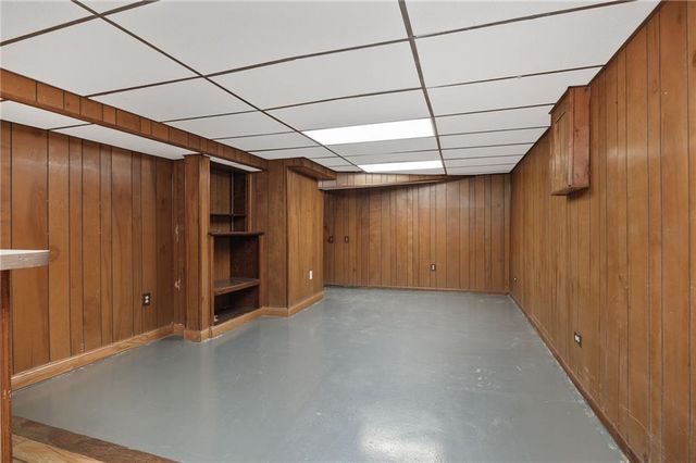 3321 Linda Lane, St Joseph, MO 64506