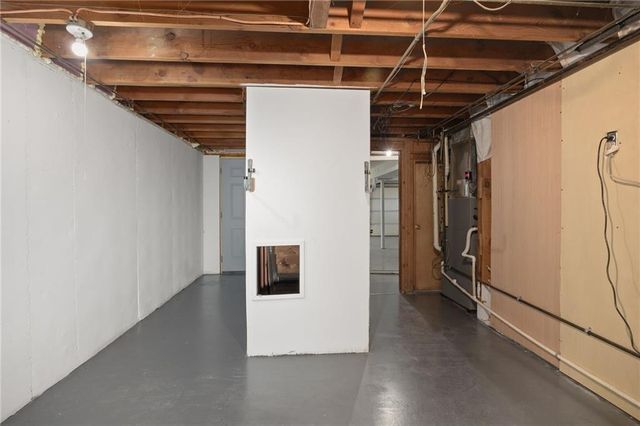 3321 Linda Lane, St Joseph, MO 64506