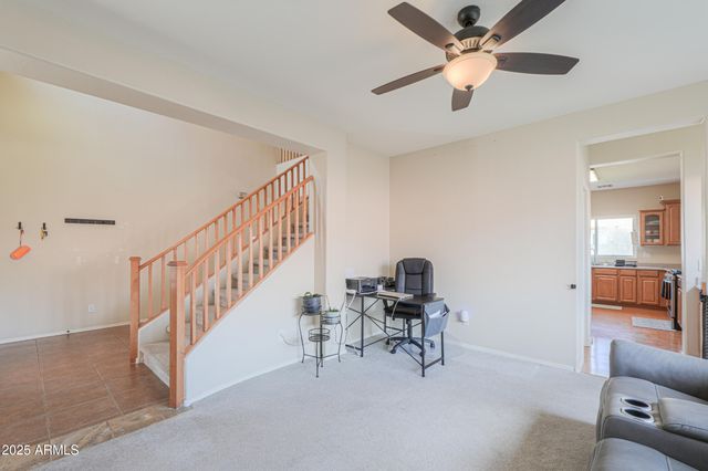 121 N SILVERWOOD Drive, Casa Grande, AZ 85122