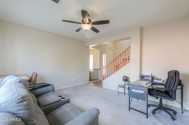 121 N SILVERWOOD Drive, Casa Grande, AZ 85122