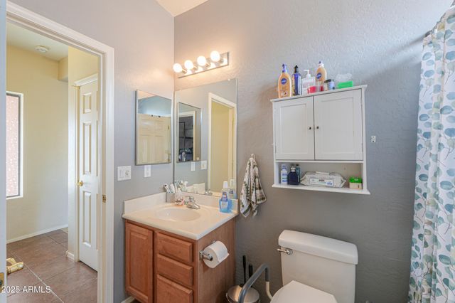 121 N SILVERWOOD Drive, Casa Grande, AZ 85122