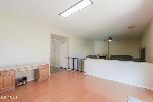 121 N SILVERWOOD Drive, Casa Grande, AZ 85122