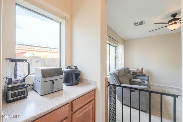 121 N SILVERWOOD Drive, Casa Grande, AZ 85122