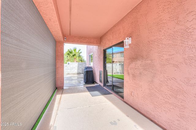 121 N SILVERWOOD Drive, Casa Grande, AZ 85122