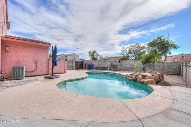 121 N SILVERWOOD Drive, Casa Grande, AZ 85122