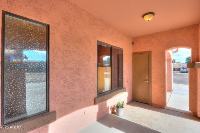 121 N SILVERWOOD Drive, Casa Grande, AZ 85122