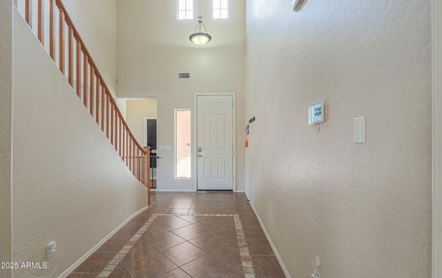 121 N SILVERWOOD Drive, Casa Grande, AZ 85122