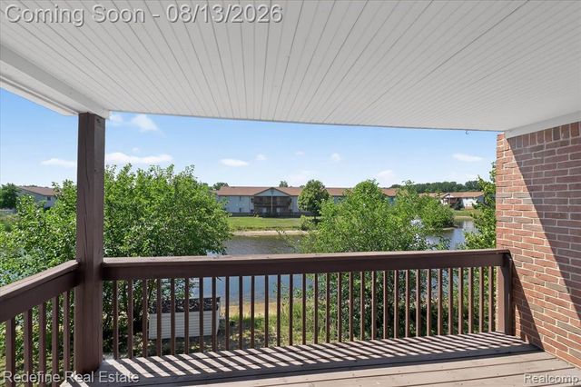 9696 Sawgrass Court 6, Belleville, MI 48111