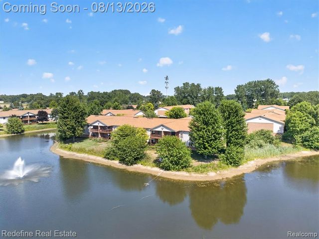 9696 Sawgrass Court 6, Belleville, MI 48111