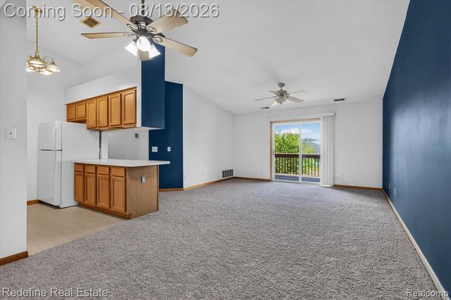 9696 Sawgrass Court 6, Belleville, MI 48111