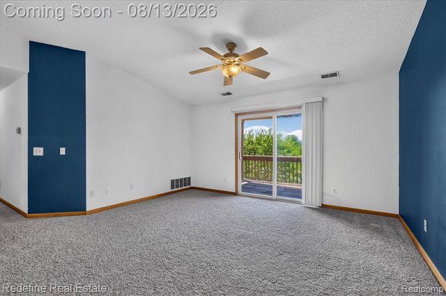 9696 Sawgrass Court 6, Belleville, MI 48111