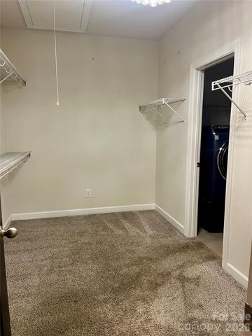 8807 Pennegrove Circle, Charlotte, NC 28214