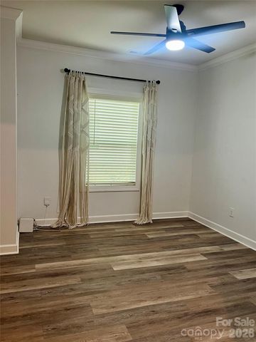 8807 Pennegrove Circle, Charlotte, NC 28214