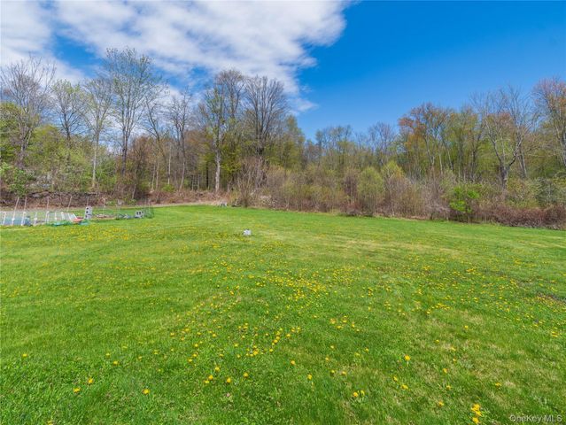129 Mill Street, Wallkill, NY 12589