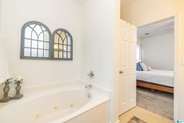1068 WINDSOR PARKWAY, Moody, AL 35004