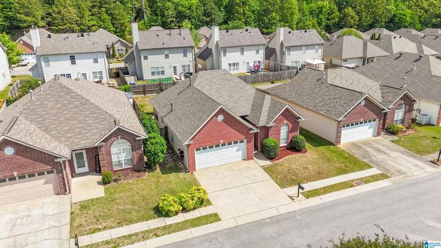 1068 WINDSOR PARKWAY, Moody, AL 35004