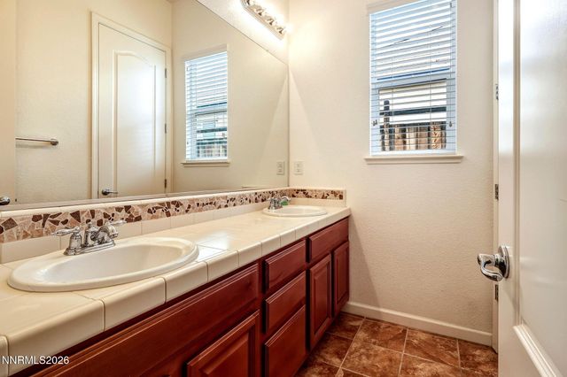 7055 Voyage Drive, Sparks, NV 89436