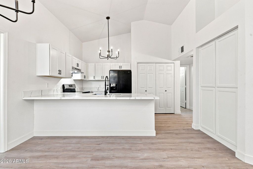 534 N New Haven --, Mesa, AZ 85205 — photo 4