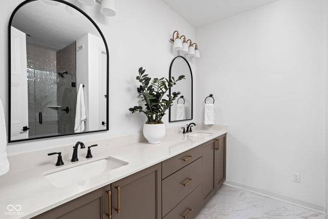 1677 Ties Way, Westfield, IN 46074