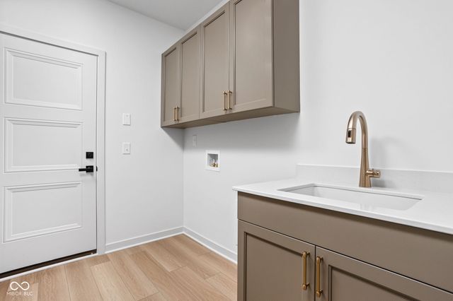 1677 Ties Way, Westfield, IN 46074