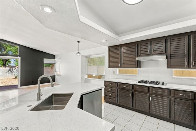 9116 Dove River Road, Las Vegas, NV 89134