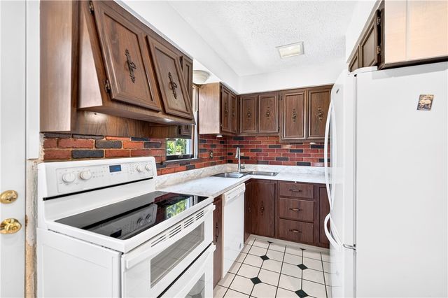781 Elk Ave., Rochester Twp, PA 15074