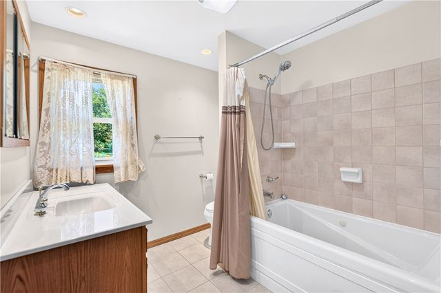 781 Elk Ave., Rochester Twp, PA 15074